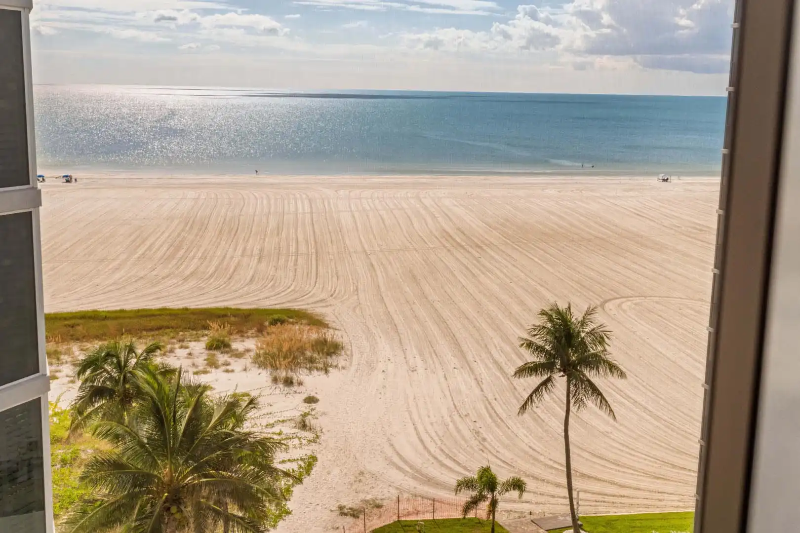 Your toes-in-the-sand getaway starts right here!